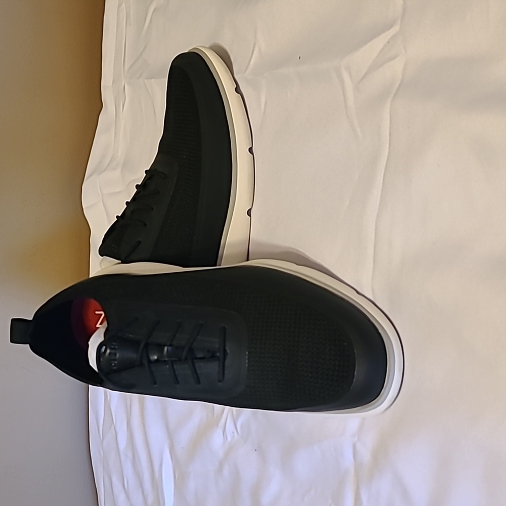 Cole Haan Zg omni sneaker Black/Optic White C34657 Men's Sz.13